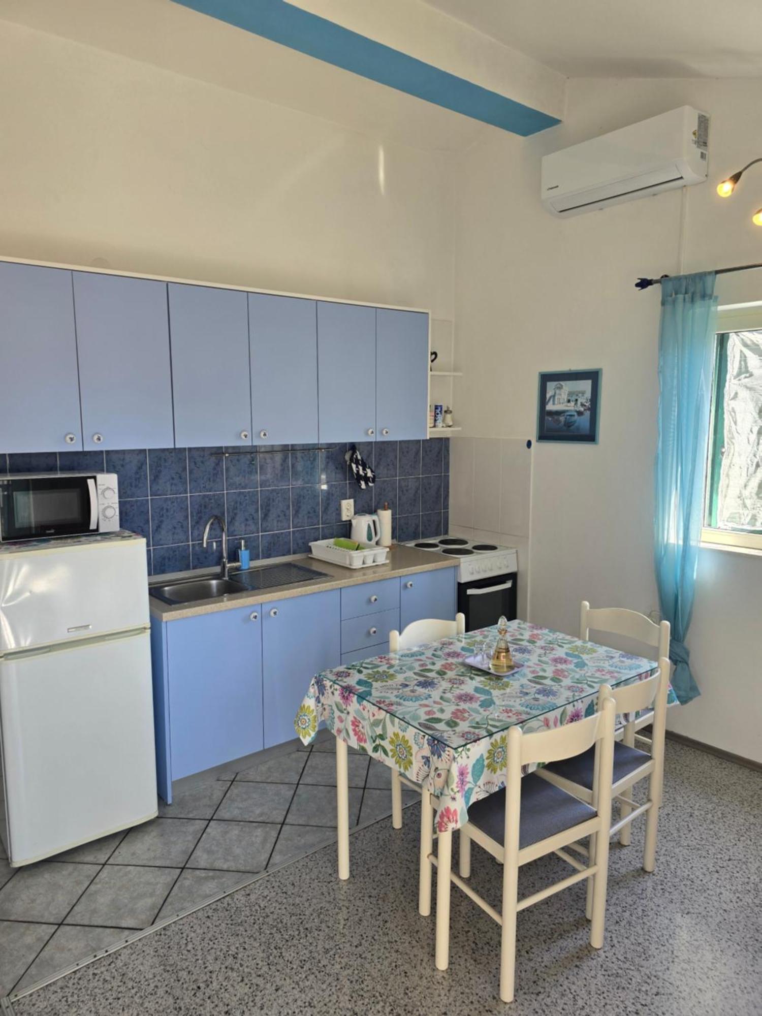 Apartments Vodice Olga Matic Bagian luar foto