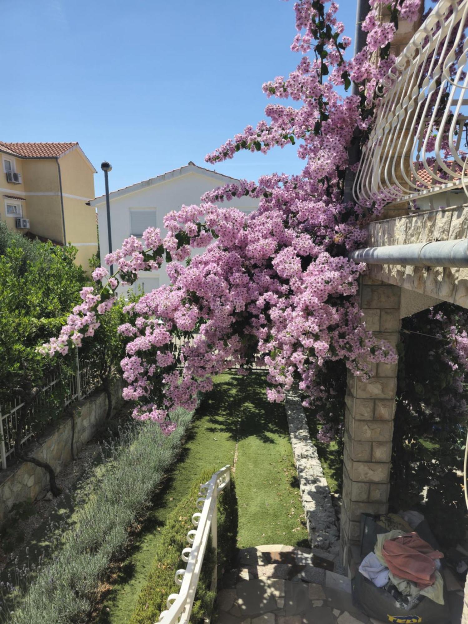 Apartments Vodice Olga Matic Bagian luar foto