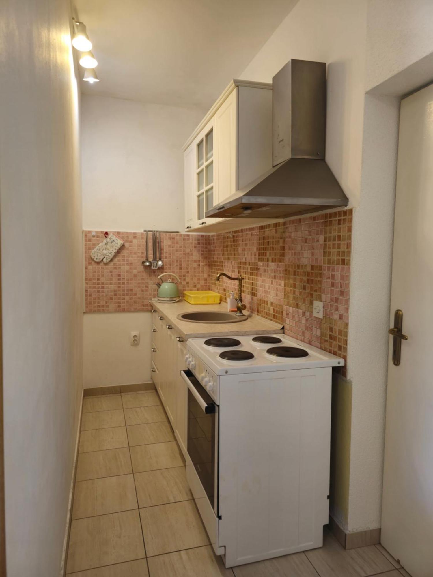 Apartments Vodice Olga Matic Bagian luar foto