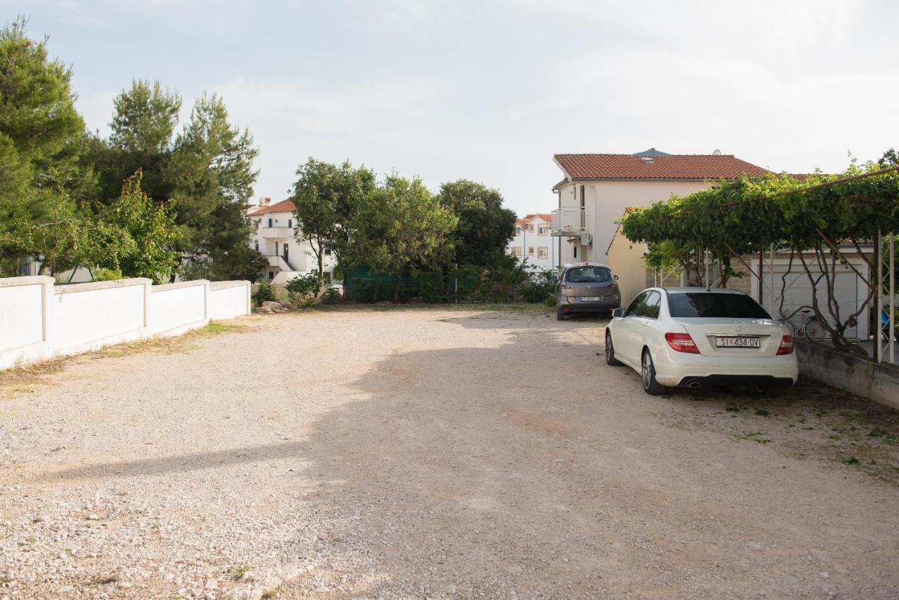 Apartments Vodice Olga Matic Bagian luar foto